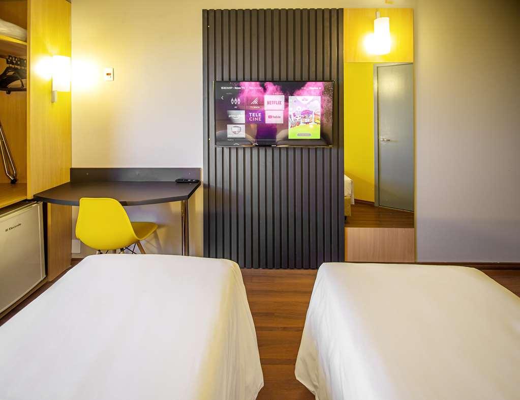 Hus Hotel Dourados Rom bilde